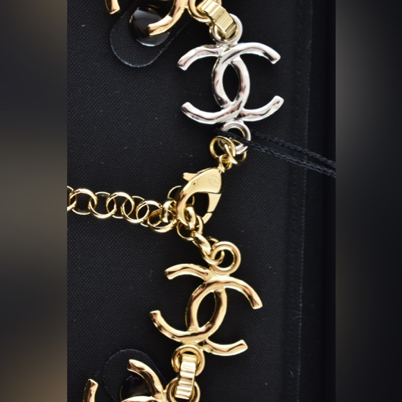 Chanel 26P Gold Silver Mixed Metal CC Logo Chain Link Cuban Choker Necklace - Picture 14 of 15
